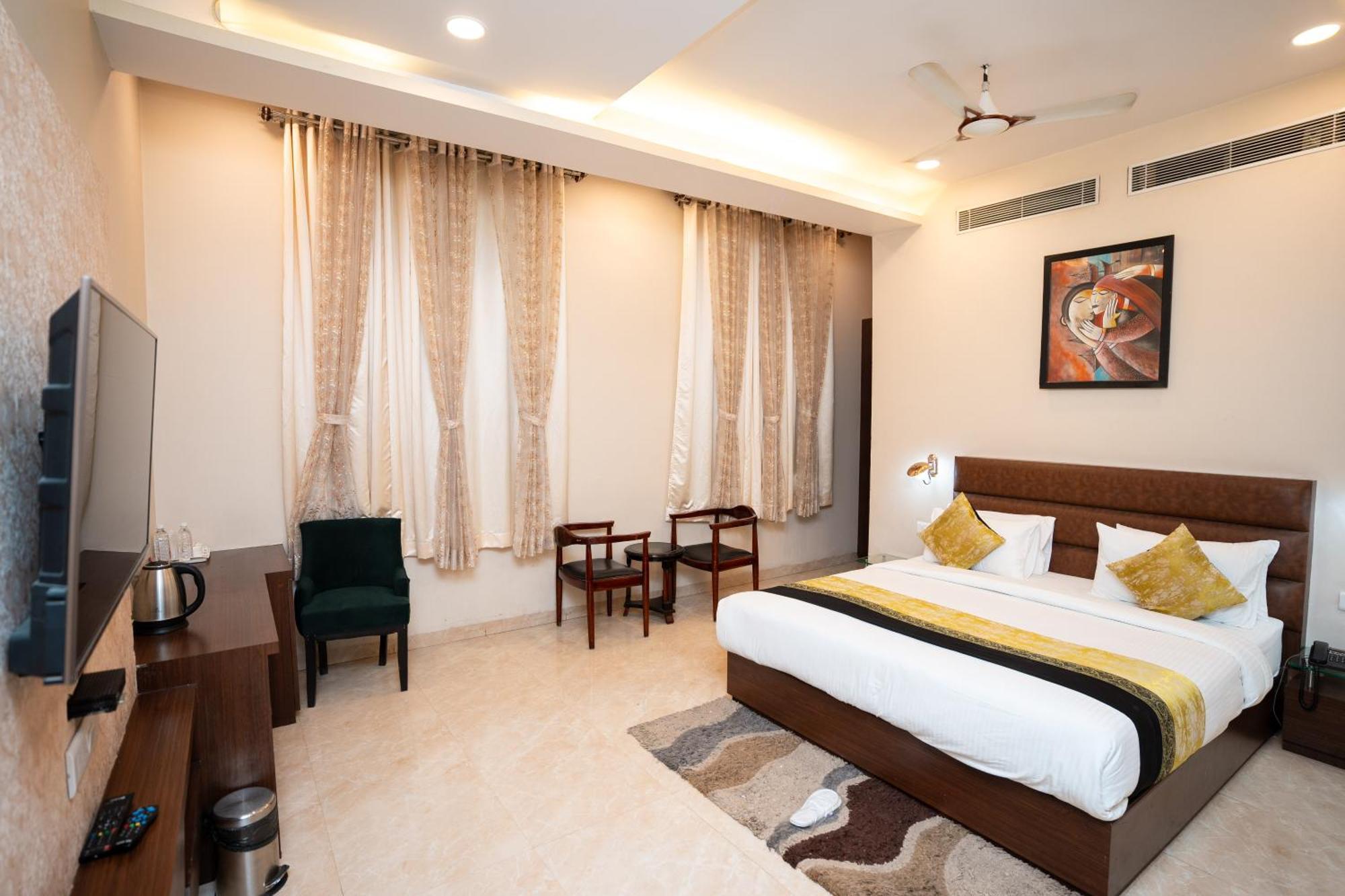 Hotel Radiance Courtyard Varanasi Exteriör bild